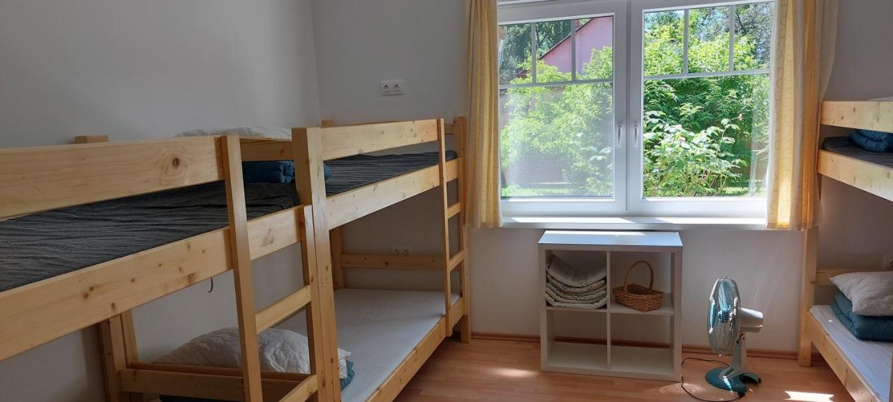 Hostel Zamárdi Buitenkant foto
